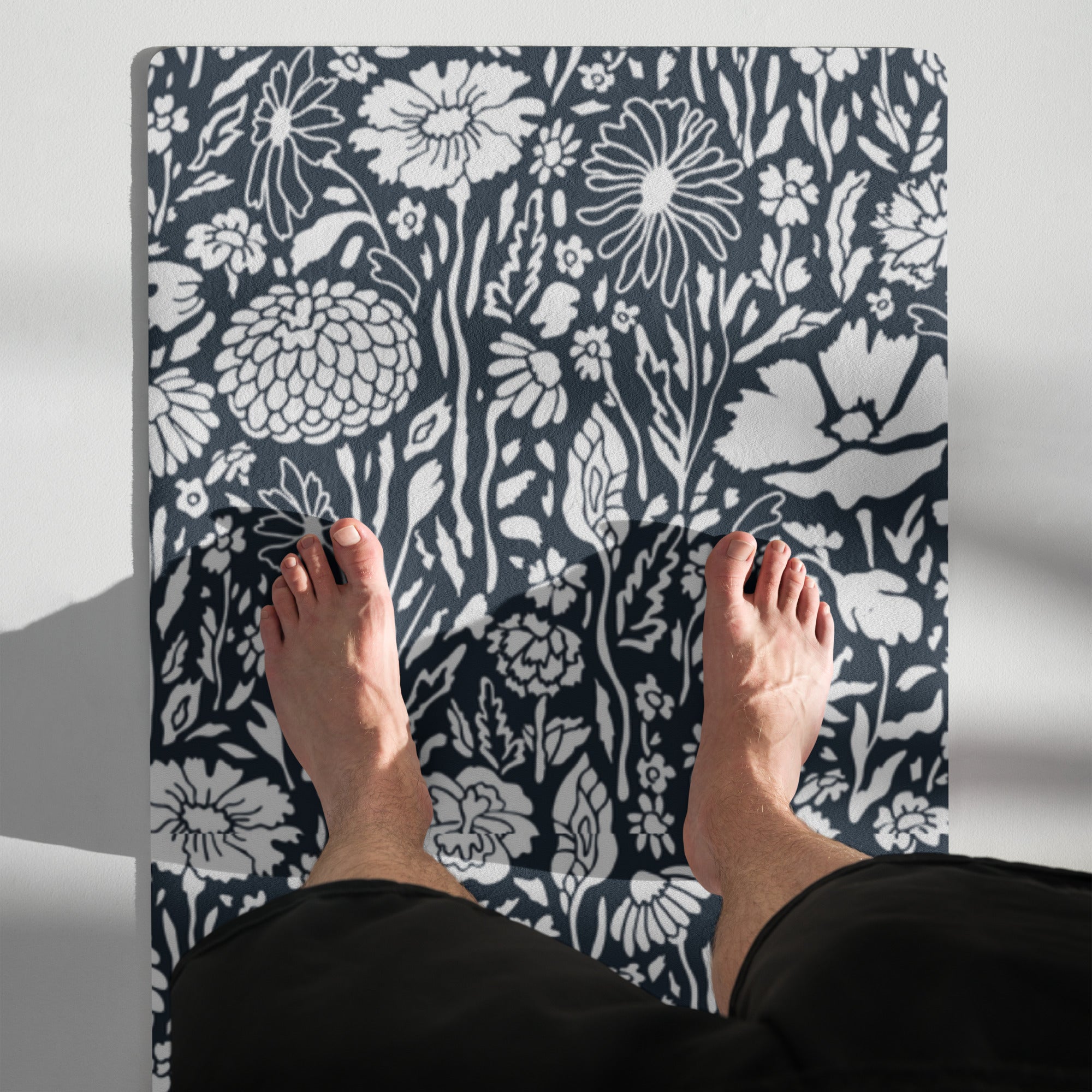 Monochrome Meadow Yoga Mat - POD SARTO